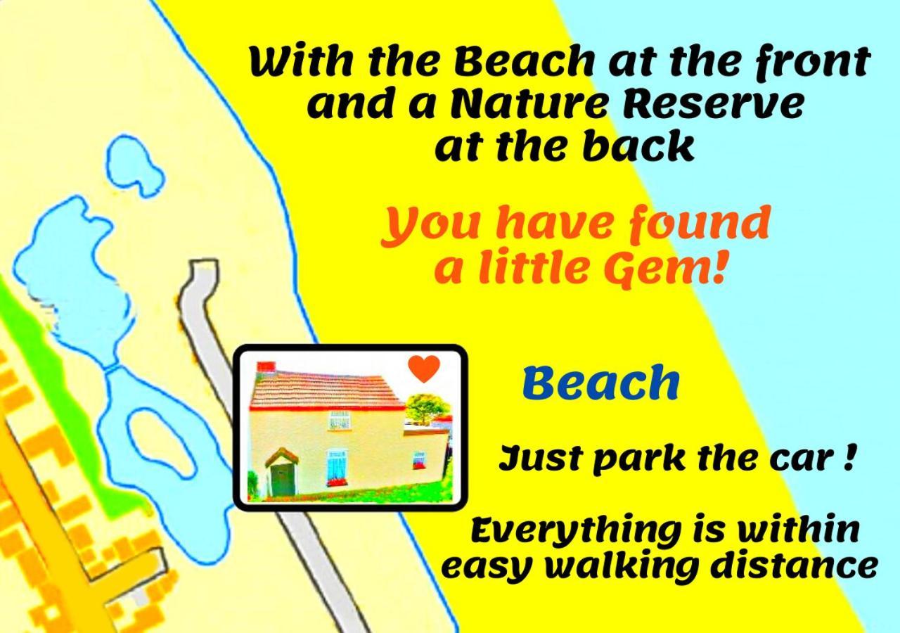 Romantic Lakeside Cottage By The Beach! With Super Cosy Log Burner! The Perfect Escape To Your Home From Home By The Sea! So Relaxing - You Won'T Want To Leave! Pet Friendly! Mablethorpe Exterior foto